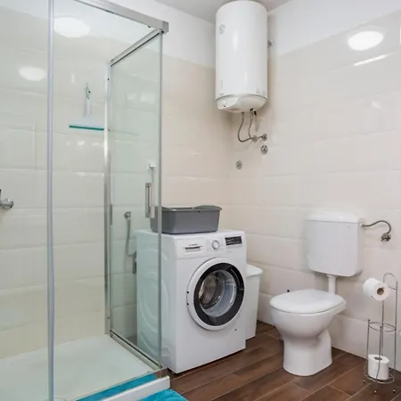 Apartment Sepic By Guide *