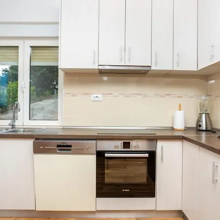 Apartment Sepic By Guide *