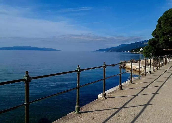 Apartment Sepic By Guide Breza